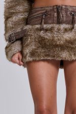Raven Faux Fur & Leather Skirt - Image 3