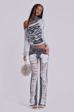 Zain Shredded Bootcut Jeans in Grey