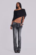 Infinity Multiway Cape in Noir - Image 5