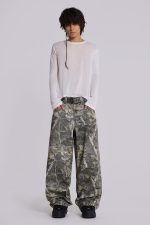 Woodland Camo Colossus Baggy Jeans - Image 6