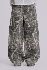 Woodland Camo Colossus Baggy Jeans - Image 7