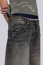 Stud Colossus Jeans - Image 5