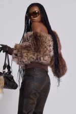 316 Off Shoulder Fur Jumper in Leopard - Image 3