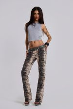 Back Bra Illusion Print Tank - Image 5
