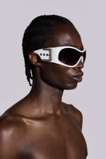 Alva Sunglasses in White - Image 4