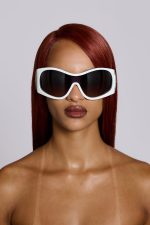 Alva Sunglasses in White - Image 3