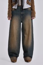 Sonic Jeans in Dirty Wash - Image 6