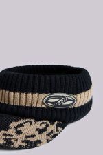 Oskar Knitted Visor - Image 2