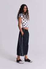 Black Vapor 3/4 Shorts - Image 17