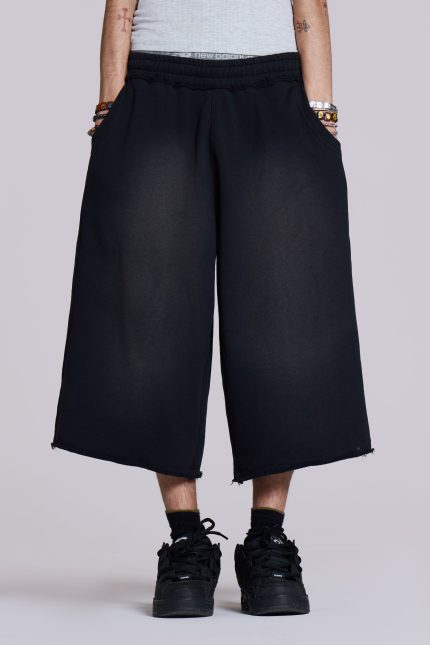 Monster 3/4 Washed Black Shorts