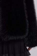 Mara Oversized Faux Fur Coat in Black - Image 8