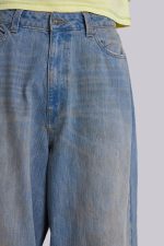Light Wash Slub XL Colossus Jeans - Image 4