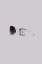 Alva Sunglasses in White - Image 10